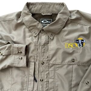 Drake Clothing Co. Long Sleeve Vented Shirt Tan Men’s Size XL Safari Outdoors‎